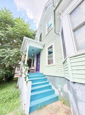2 Abbott St, Haverhill, MA 01835