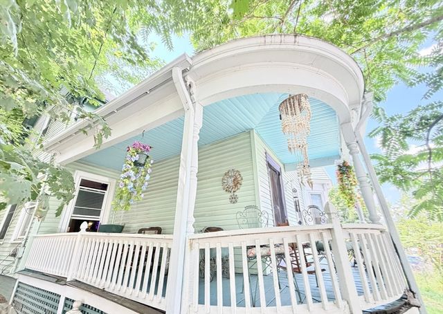 2 Abbott St, Haverhill, MA 01835
