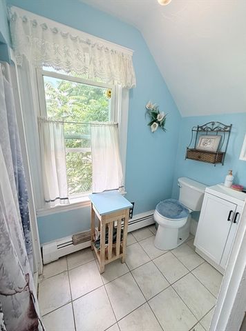 2 Abbott St, Haverhill, MA 01835