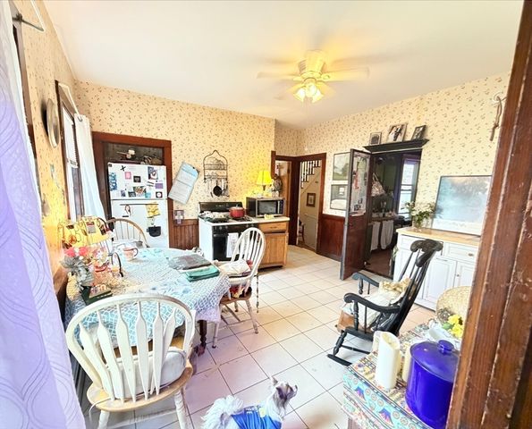 2 Abbott St, Haverhill, MA 01835