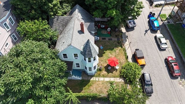 2 Abbott St, Haverhill, MA 01835