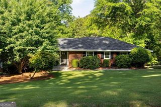 590 N Superior Avenue, Decatur, GA 30033