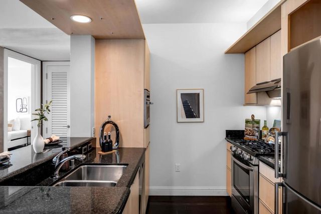 219 Brannan Street 11B, San Francisco, CA 94107