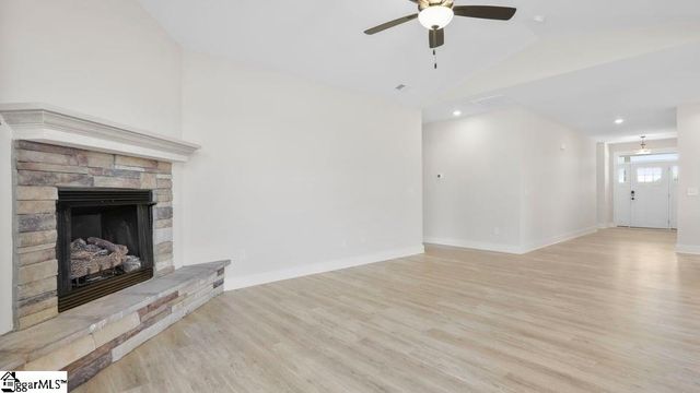 563 Winstone Trail, Woodruff, SC 29388