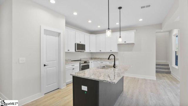 563 Winstone Trail, Woodruff, SC 29388