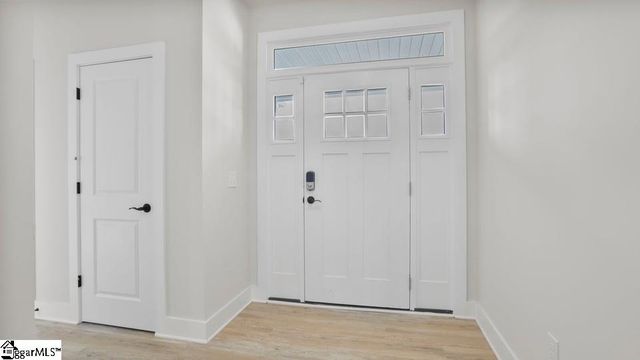 563 Winstone Trail, Woodruff, SC 29388