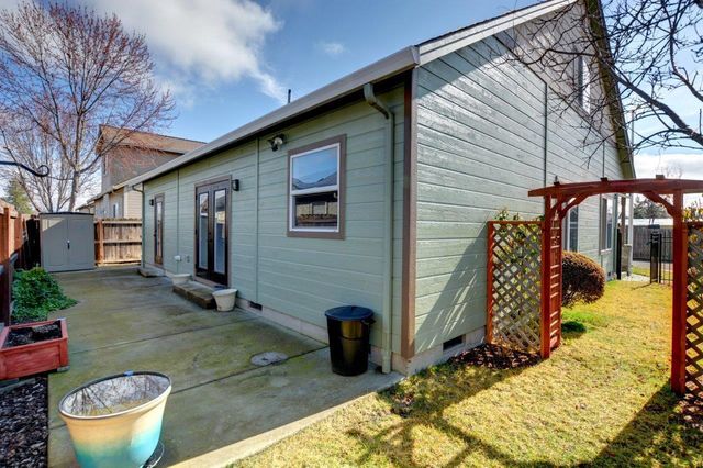 3717 Amelia Way, White City, OR 97503