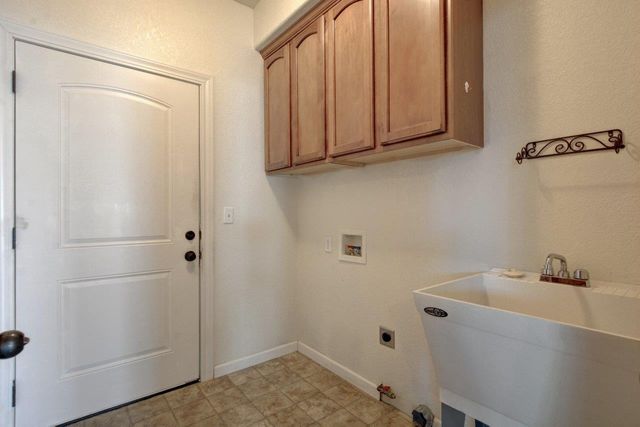 3717 Amelia Way, White City, OR 97503