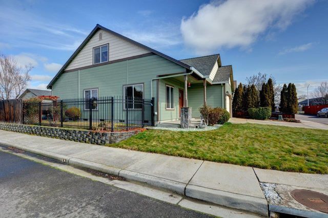 3717 Amelia Way, White City, OR 97503