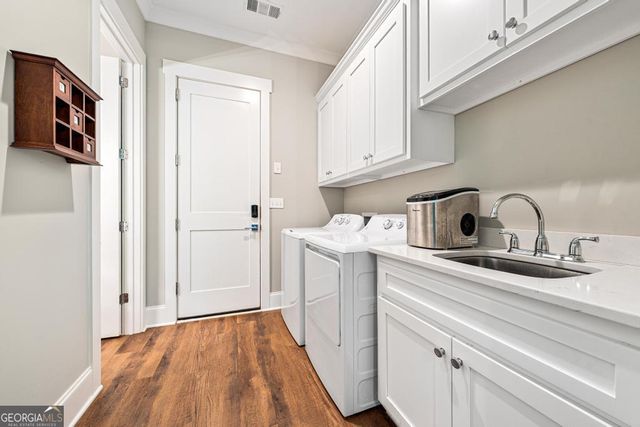 81 Shea Drive, Hartwell, GA 30643