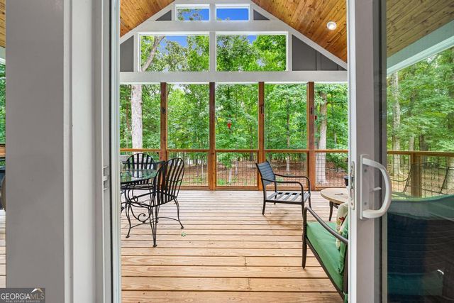 81 Shea Drive, Hartwell, GA 30643