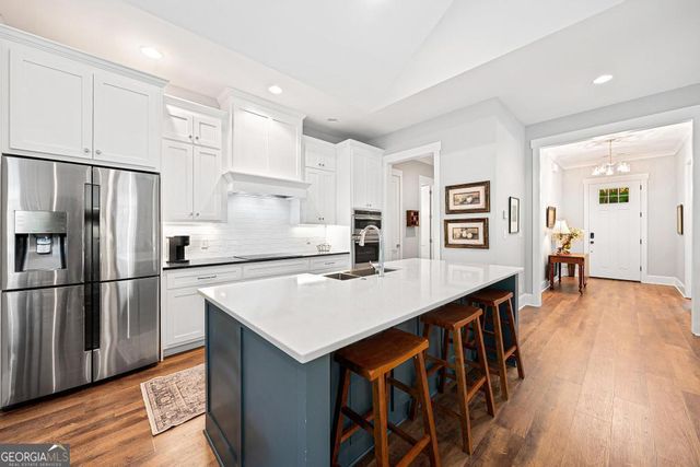 81 Shea Drive, Hartwell, GA 30643