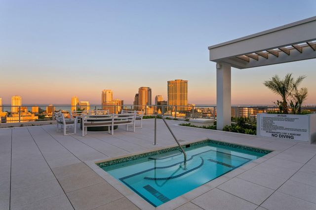 777 3RD AVENUE N 1408, St Petersburg, FL 33701