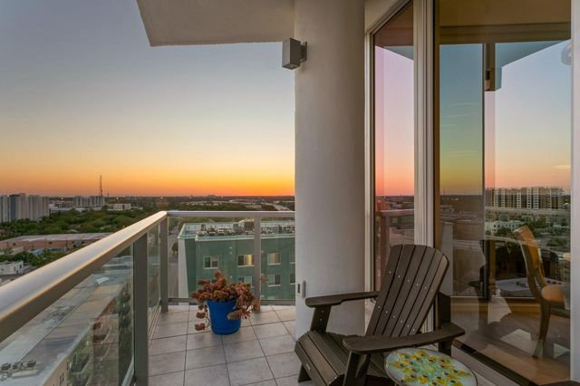 777 3RD AVENUE N 1408, St Petersburg, FL 33701