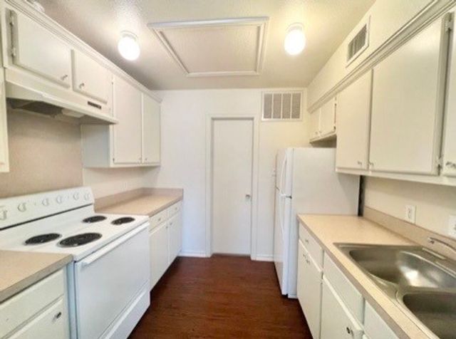 932 Fannin Street, Denton, TX 76201
