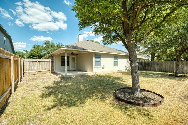 1020 Downridge DR, Leander, TX 78641