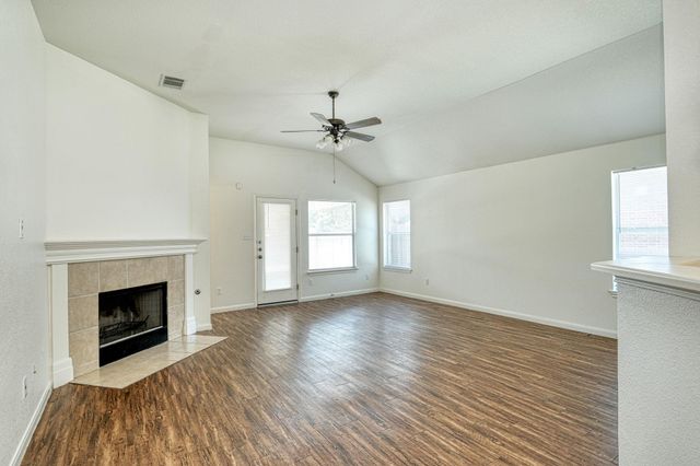 1020 Downridge DR, Leander, TX 78641