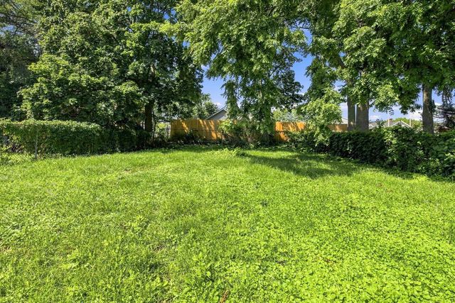 1300 Marquette STREET, Racine, WI 53404