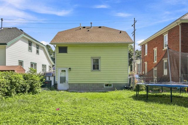 1300 Marquette STREET, Racine, WI 53404
