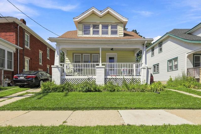 1300 Marquette STREET, Racine, WI 53404