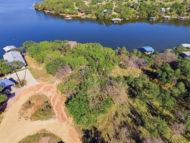 108 Kings PLZ, Burnet, TX 78611