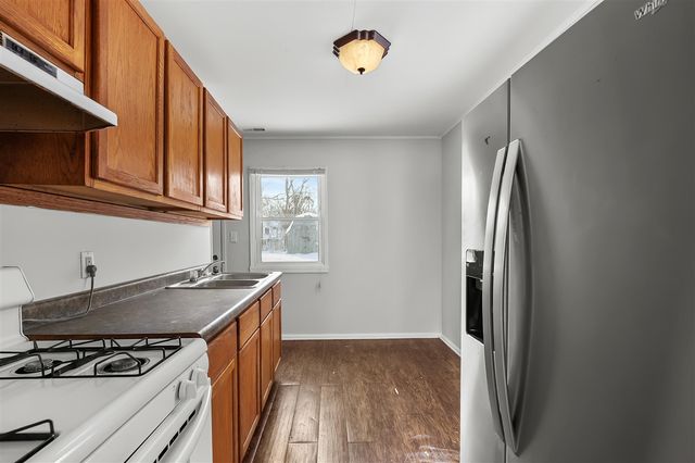 826 Fulton Street, Kalamazoo, MI 49001