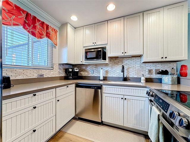 1801 GULF DRIVE N 173, Bradenton Beach, FL 34217