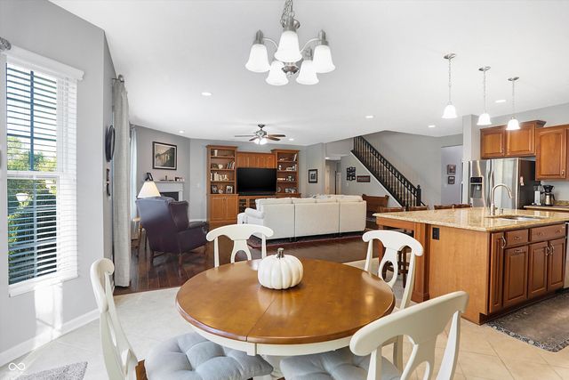 11947 Avedon Way, Zionsville, IN 46077