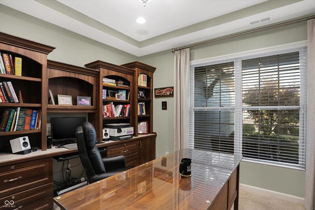 11947 Avedon Way, Zionsville, IN 46077