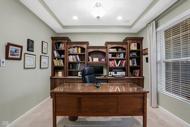 11947 Avedon Way, Zionsville, IN 46077