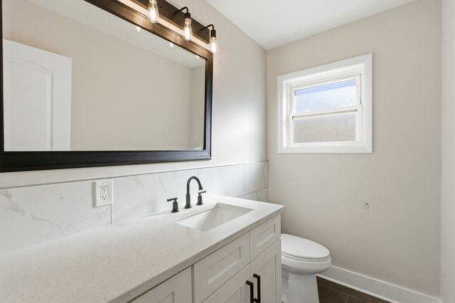 1215 Balmoral Avenue 1, Westchester, IL 60154