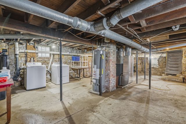 310 Godfrey Avenue, Lockport, IL 60441