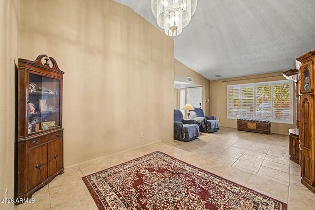 2238 W NARANJA Avenue, Mesa, AZ 85202