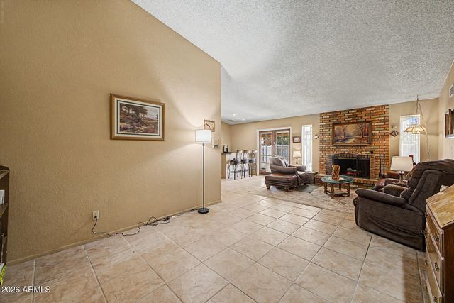 2238 W NARANJA Avenue, Mesa, AZ 85202