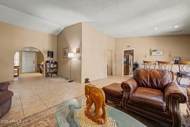 2238 W NARANJA Avenue, Mesa, AZ 85202