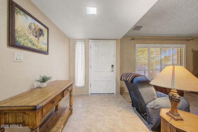 2238 W NARANJA Avenue, Mesa, AZ 85202
