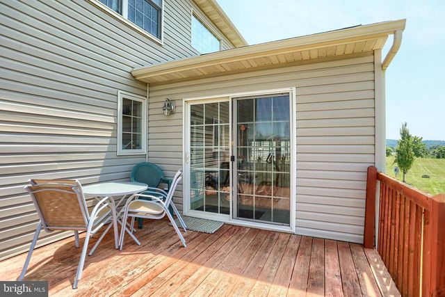 320 ASHLEY DR, Marietta, PA 17547