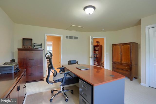320 ASHLEY DR, Marietta, PA 17547