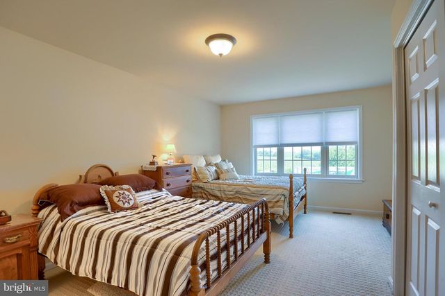 320 ASHLEY DR, Marietta, PA 17547