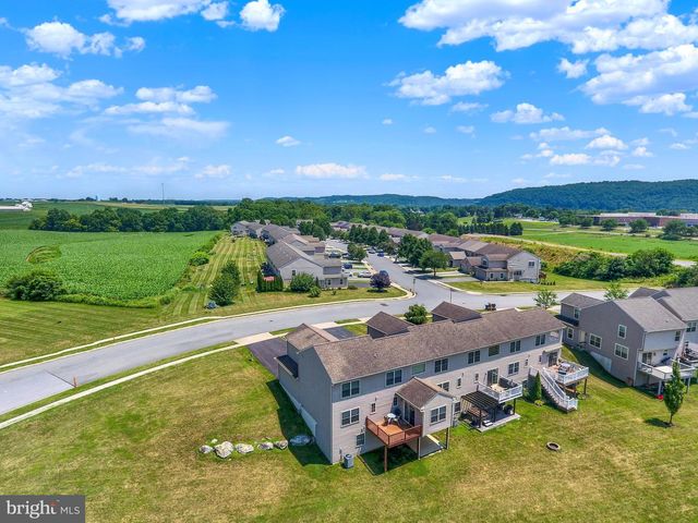 320 ASHLEY DR, Marietta, PA 17547