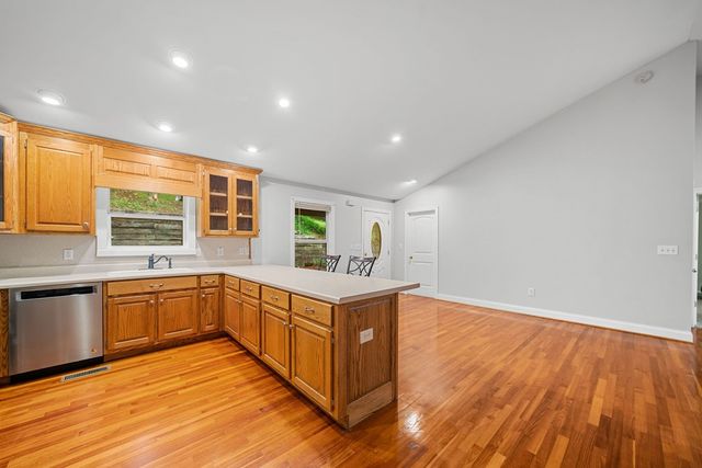 65 Dogwood Lane, Ellijay, GA 30540