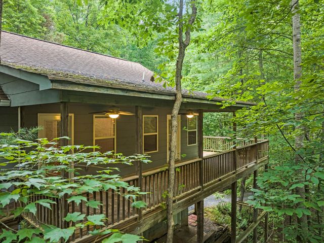 65 Dogwood Lane, Ellijay, GA 30540