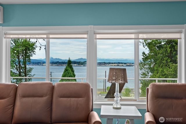 2717 E Lidstrom Hill Road, Port Orchard, WA 98366