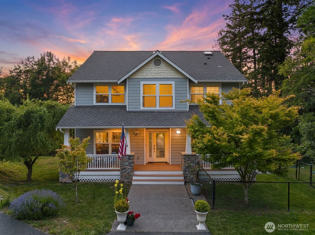 2717 E Lidstrom Hill Road, Port Orchard, WA 98366