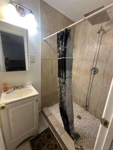 4203 CLARINDA STREET, Orlando, FL 32811