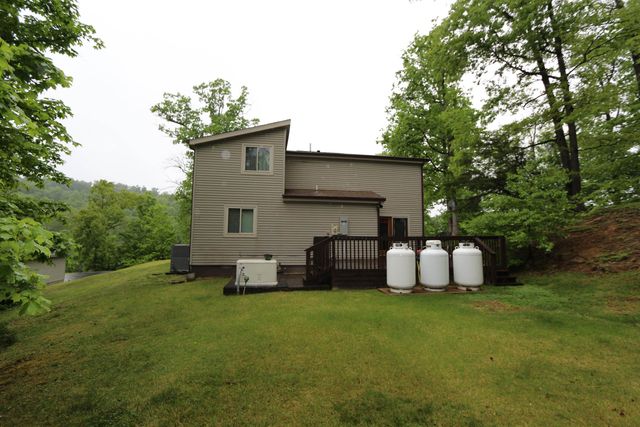 104 Joyce Road, Kenova, WV 25530