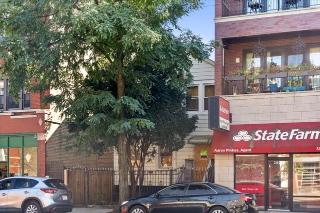1921 W Chicago Avenue, Chicago, IL 60622