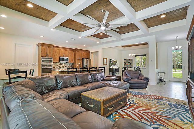 12127 N 154th Road N, Jupiter, FL 33478