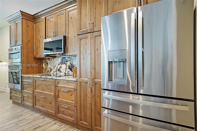 12127 N 154th Road N, Jupiter, FL 33478