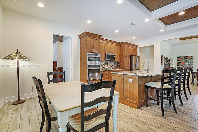 12127 N 154th Road N, Jupiter, FL 33478